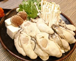 鍋料理：牡蠣鍋